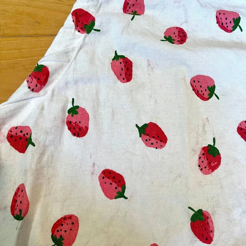 Kate Spade Strawberry Apron Womens OS Fruit Print Cotton Kitchen In Good Measure